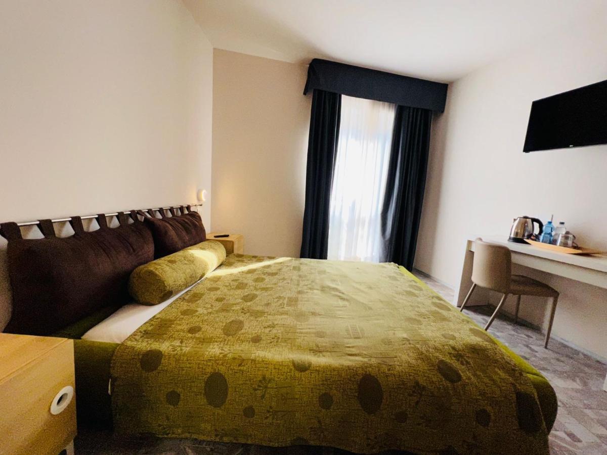 Hotel Garni Santa Caterina Orta San Giulio Kültér fotó