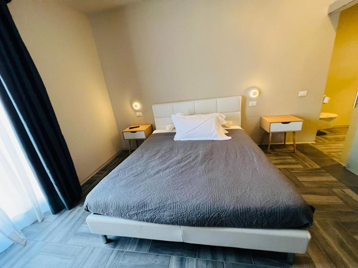 Hotel Garni Santa Caterina Orta San Giulio Kültér fotó